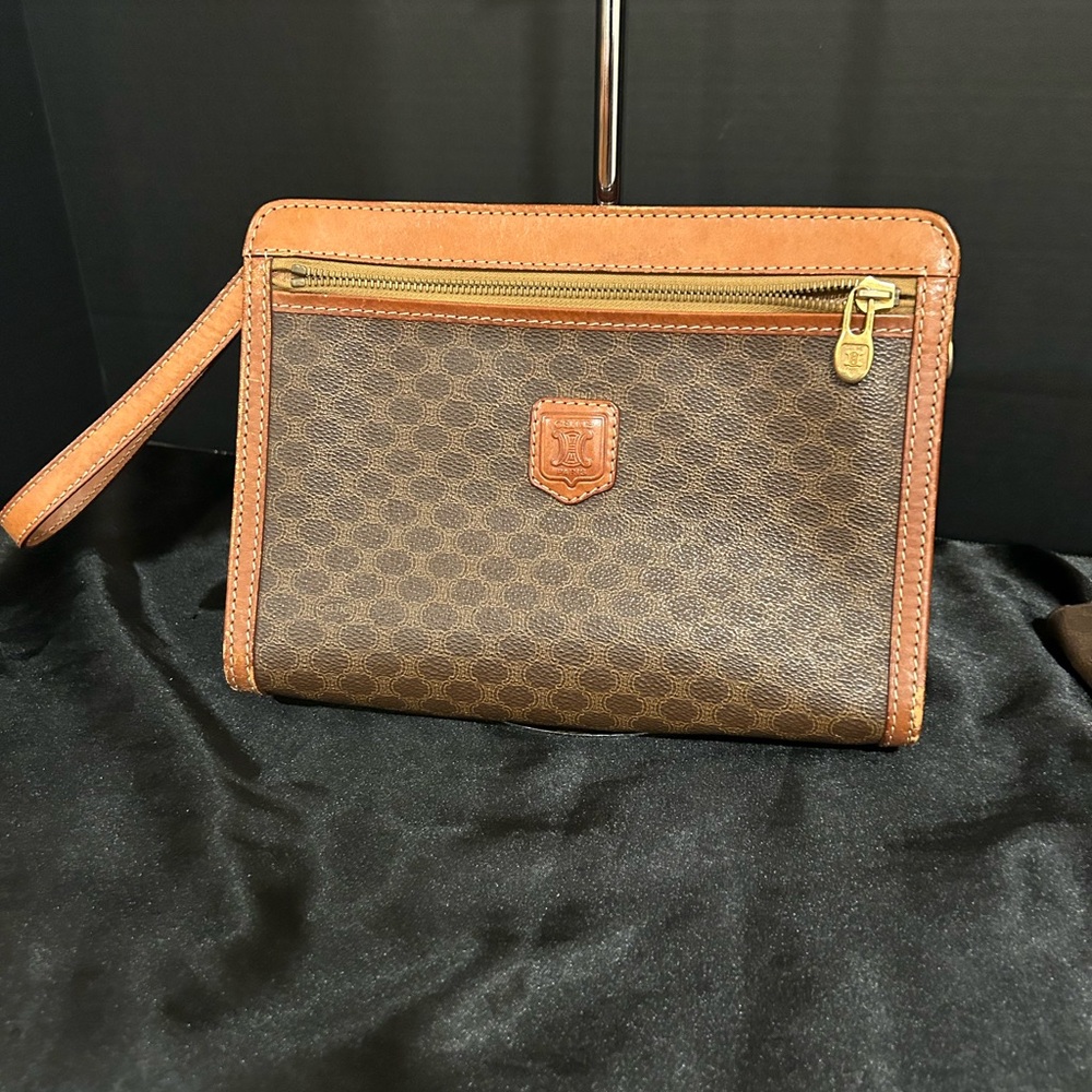 EUC Celine Clutch Call Out Slight Rubbing on 4 corners